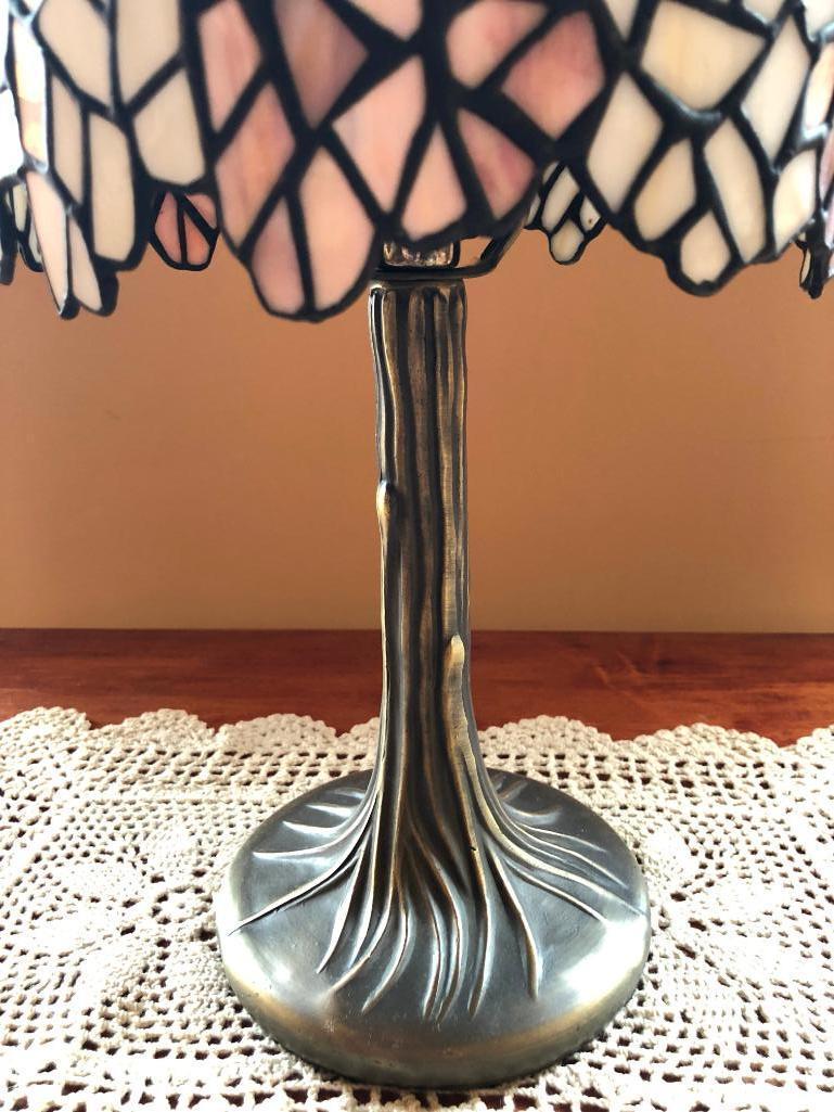Contemporary Table Lamp In L.C. Tiffany Design