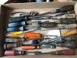 large Lot Of Screwdrivers