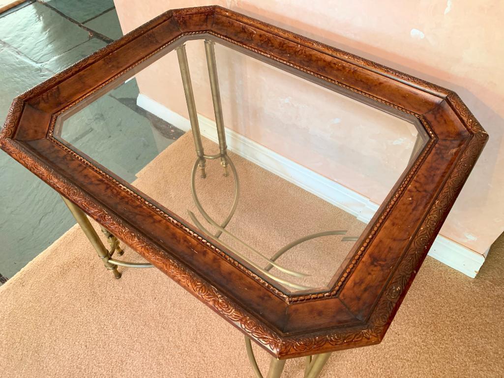 End Table W/Beveled Glass Top