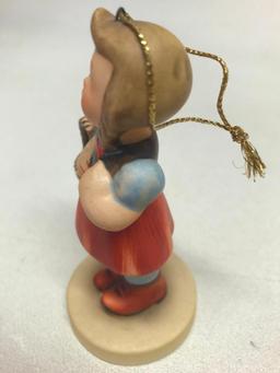 1984 Schmid "Little Shopper" Figurine