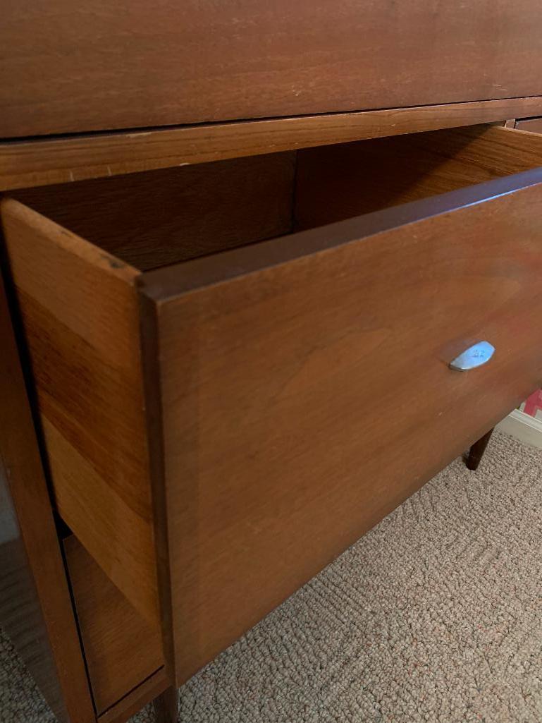 Dixie Furniture Mid-Century Modern Chest Of Drawers