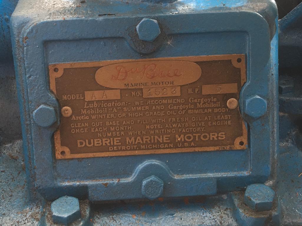 Dubrie Marine Motor From Detroit, Michigan On Cart