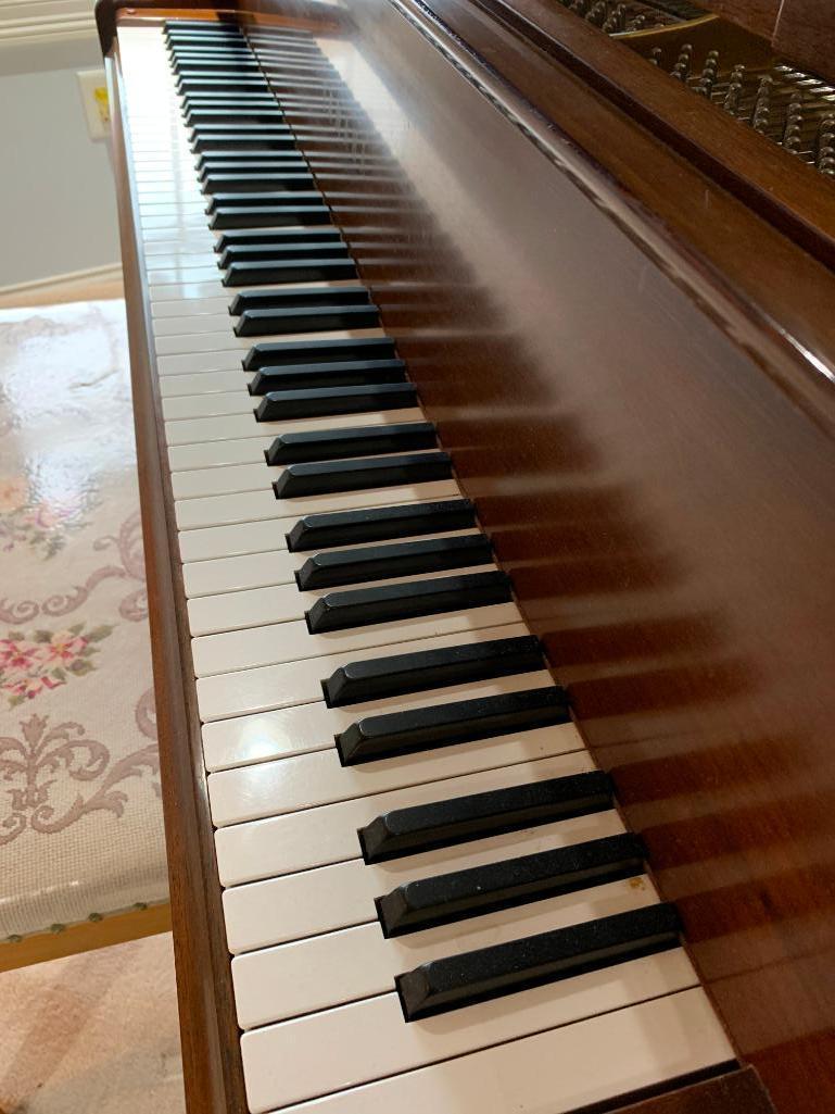 Yamaha Baby Grand Piano