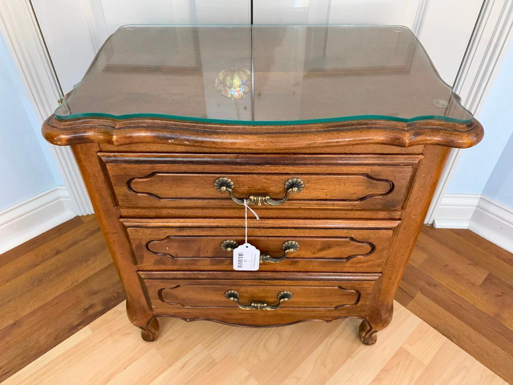 Ethan Allen French Country 3-Drawer Stand W/Plate Glass Protector