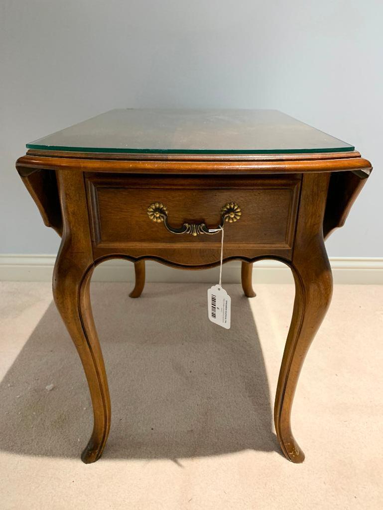 Ethan Allen French Country Drop Leaf End Table W/1 Drawer & Plate Glass Protector