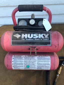 Husky Max 100 PSI Air Compressor