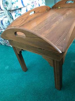 Solid Oak Butler's Table W/Drop Leaves