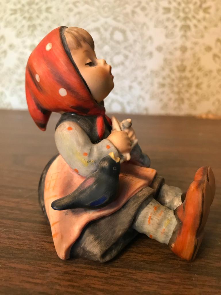 Hummel Figurine: "Happy Pastime"