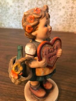 Hummel Figurine: "Valentine Gift" #1 Goebel Collectors Club