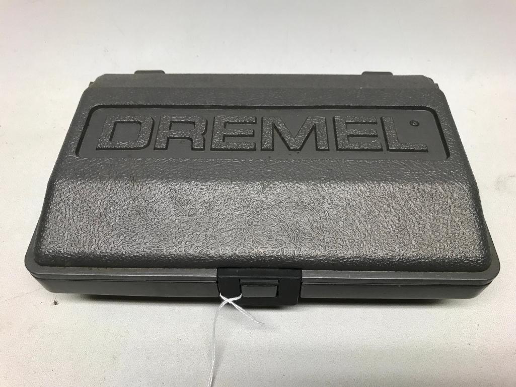 Dremel Moto-Tool W/Accessories In Case