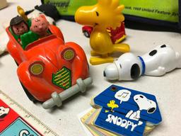 Group Of Peanuts & Snoopy Items