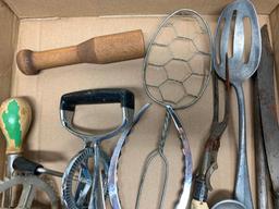 More Vintage Kitchen Utensils!