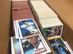 1,300 +/- Baseball Cards