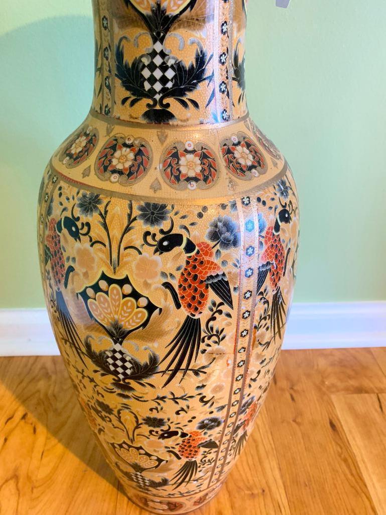 Chinese Porcelain Floor Vase W/Hand Painted Design