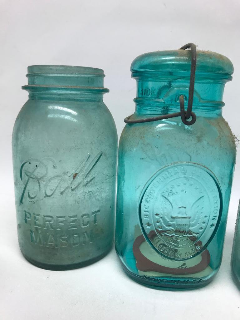 (3) Pint & (2) Qt. Aqua Canning Jars