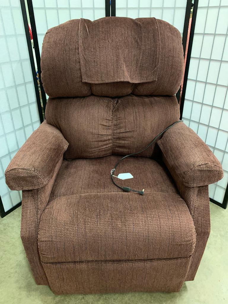 Golden Electric Lift Chair