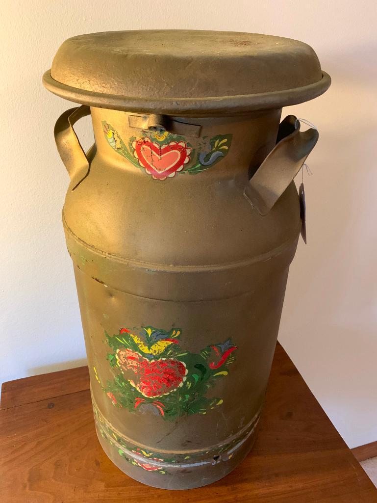 Antique 5 Gallon Milk Can W/Lid