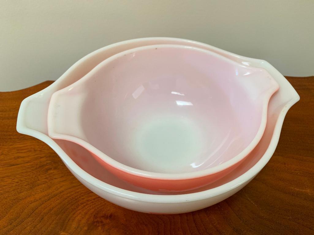 (2) Vintage Pyrex Mixing Bowls