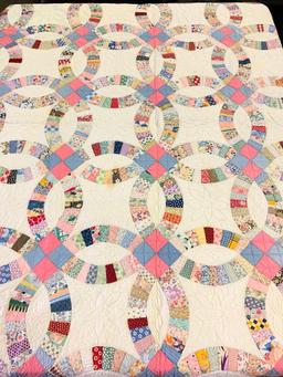 Vintage Hand Stitched Quilt In "Double Wedding Ring" Pattern