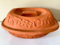 "La Terracotta" Baking Dish W/Lid