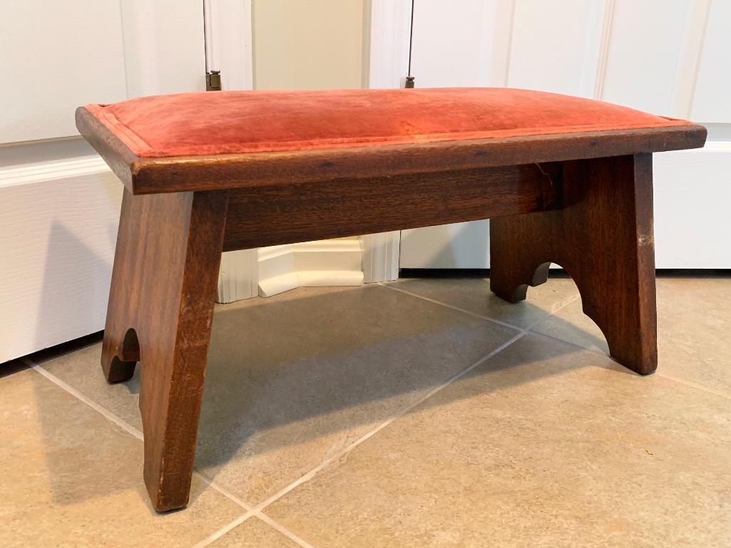 Vintage Wooden Splay-Leg Seat