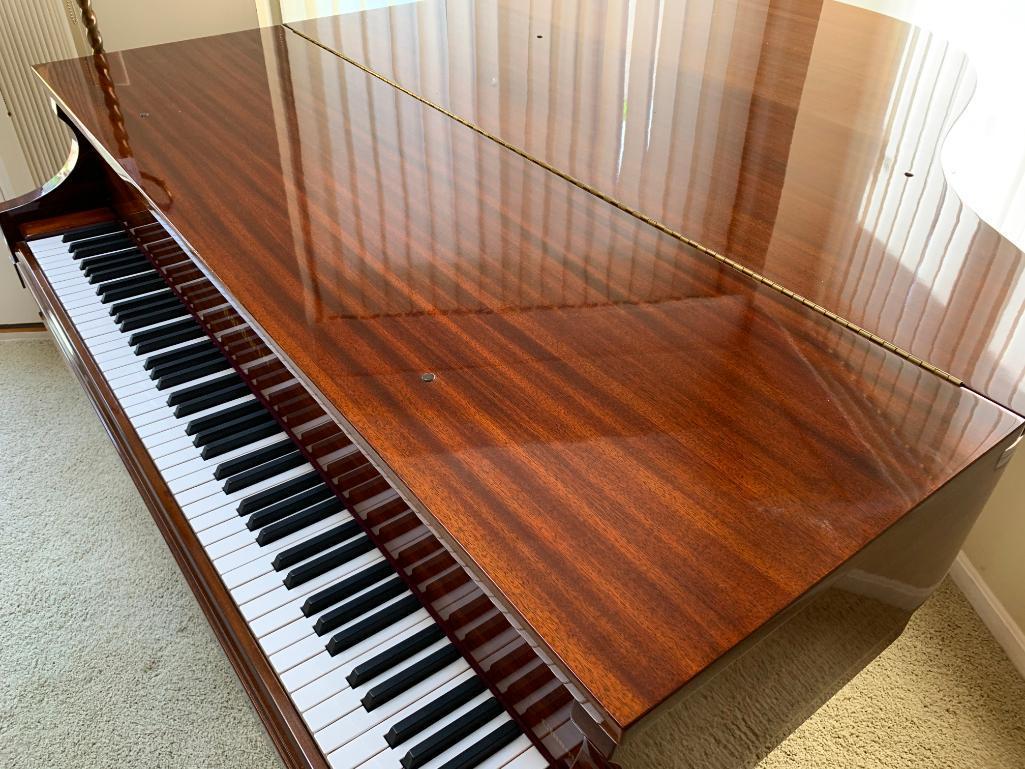 Baldwin Classic Medium Grand Piano In Mahogany