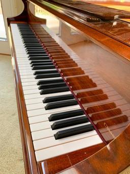 Baldwin Classic Medium Grand Piano In Mahogany