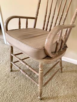 Antique Oak Pressed & Spindle Back Chair W/Curved Arms