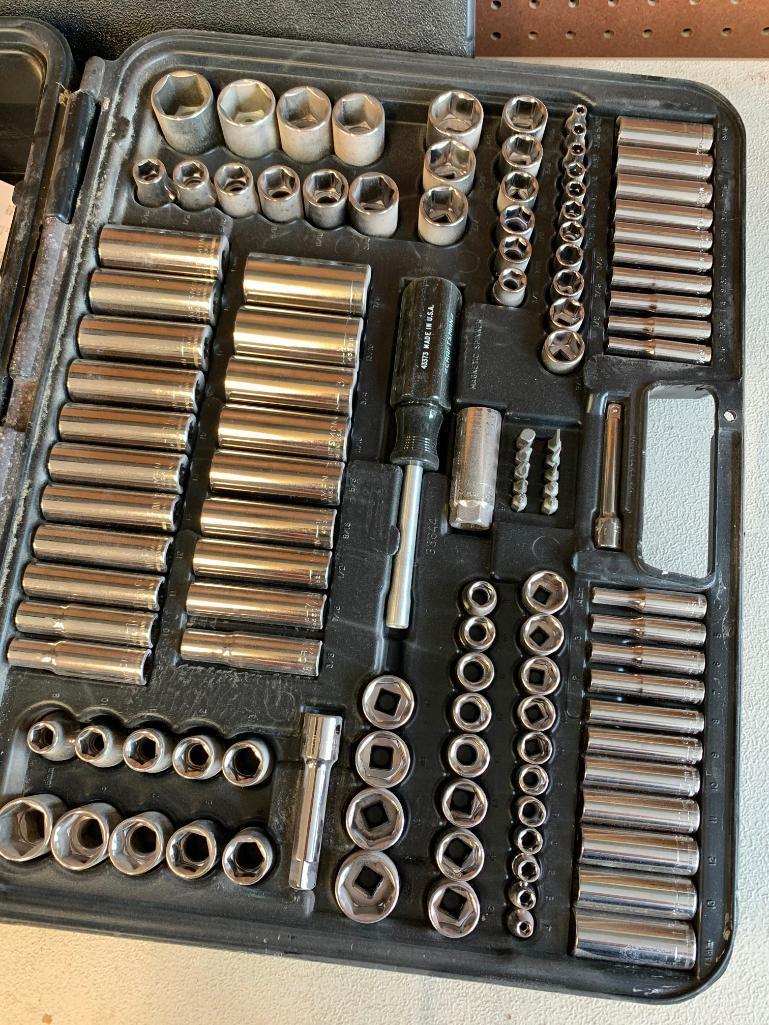 Craftsman 144 Pc. Mechanics Tool Set In Molded Case