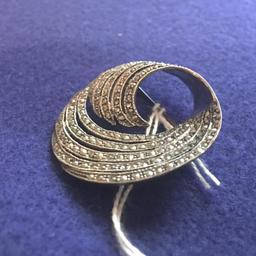 Sterling .925 Pin W/Marcasite Settings