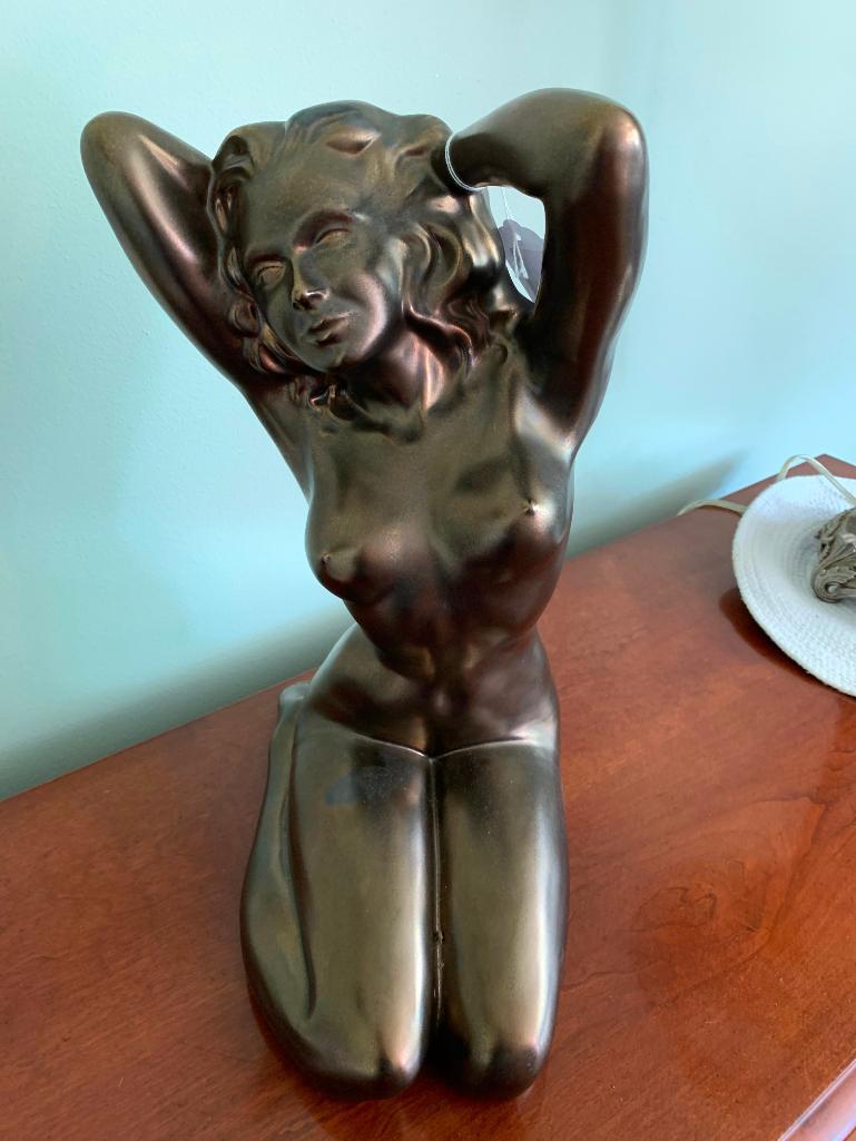 Eley Boy Mold, Ceramic Statue of Nude Lady