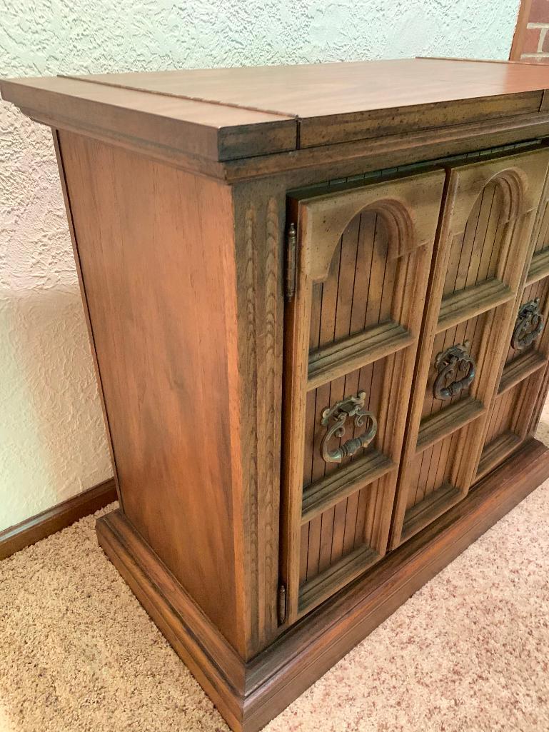 Oak Finish Server