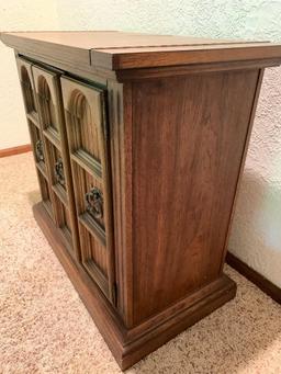 Oak Finish Server