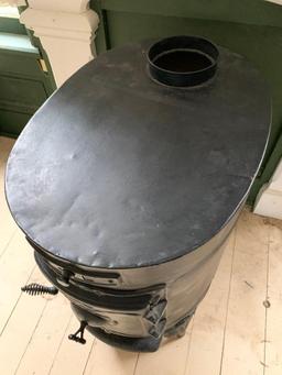 Antique, Huenefeld Wood Stove, Cincinnati Ohio