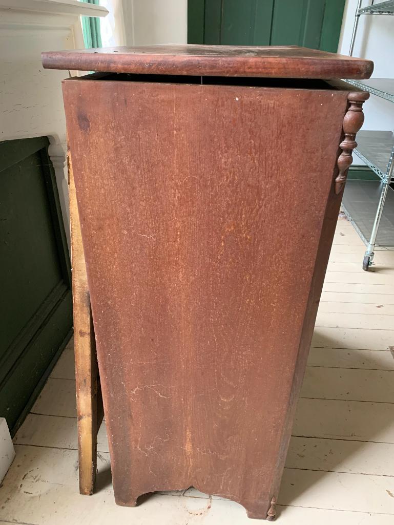 Antique Chest of Drawers