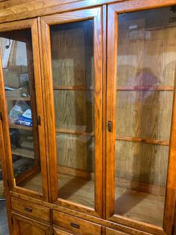 Stanley, Oak Finish China Cabinet