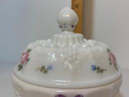 West Morland Decorative Covered Dish 5" Tall x 4.5" Diameter