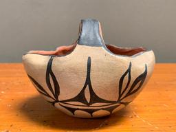 Small, Southwest Style Pottery Basket with No Marks