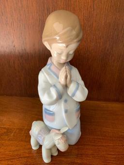 Lladro "Bless Us All" with Original Box. This is 7.5" Tall