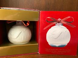 Lladro "2002 Christmas Ball" with Original Box. This has Never Been Out of the Box