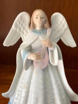 Lladro "Angelic Melody" with Original Box. This is 7.5" Tall