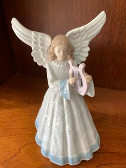 Lladro "Heavenly Harpist" with Original Box. This is 8" Tall