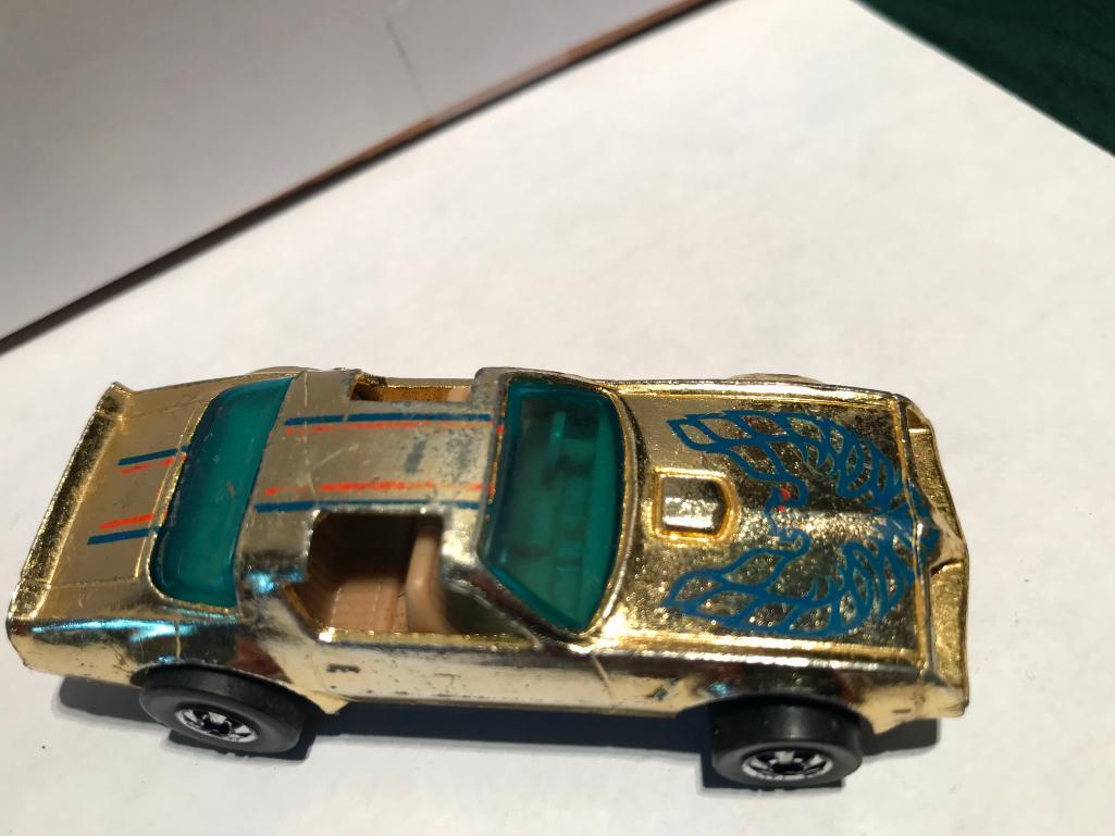 Hot Wheels Two 1977 Hote Birds White Black and Gold