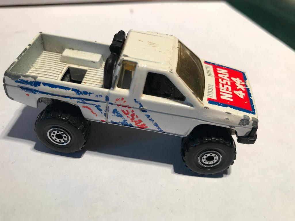 6 Vintage Hot Wheels- 77' Truck, 77' Baja Breaker, 75' Hot Rod, 78' Auburn 852 (Missing a Fender),