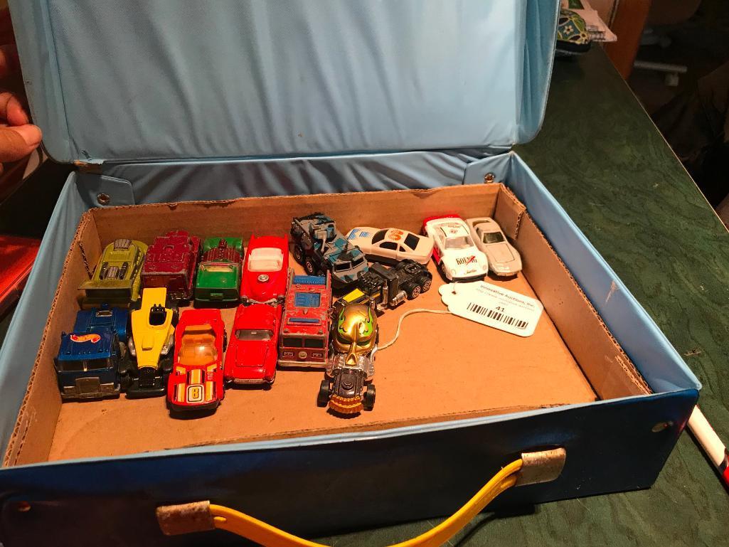 Lot of Various Matchbox and Hot Wheels Die Cast