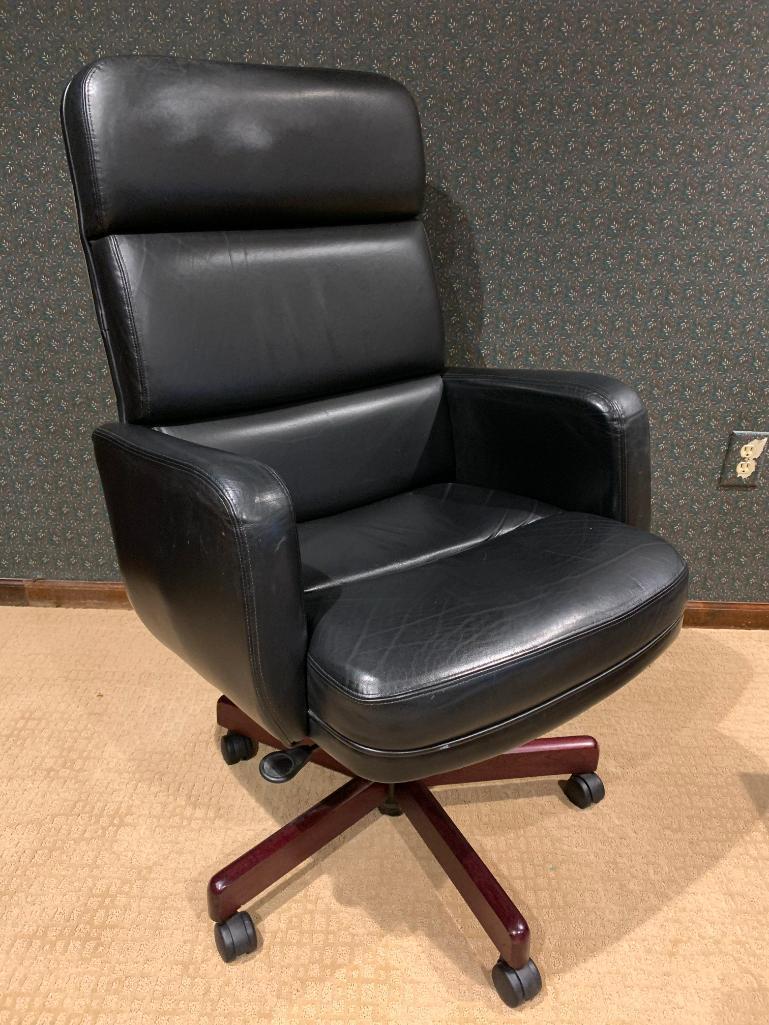 Very Nice Leather Office Chair Made by Paoli, Inc. This is 44" Tall & the Seat is 20" x 21"
