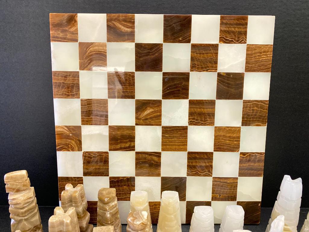 Marble Chess Set. Incl. 32 Pieces - As Pictured