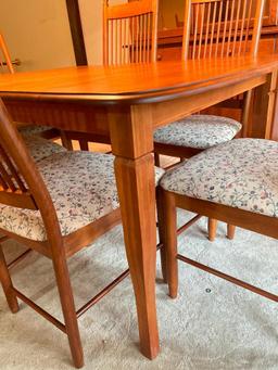 Dining Table w/Leaf & 6 Chairs Made in Canada. The Table is 30" T x 60" L x 39" W - As Pictured