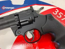 357 Semi-Automatic .177 Cal. CO2 Pellet Revolver. - As Pictured