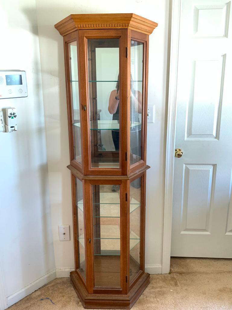 Oak Curio Cabinet w/Lights & 4 Glass Shelves by Palaski Furniture. This is 71" T x 19" W